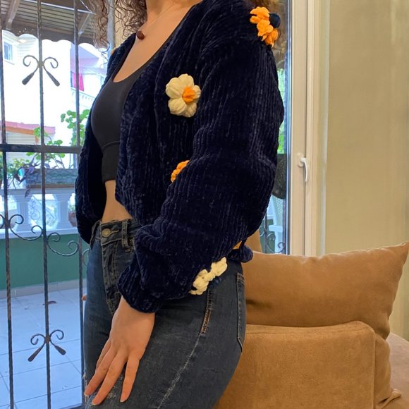 Flower Pattern Velvet Midnight Blue Velvet Cardigan for Woman without Buttons - Picture 3 of 7